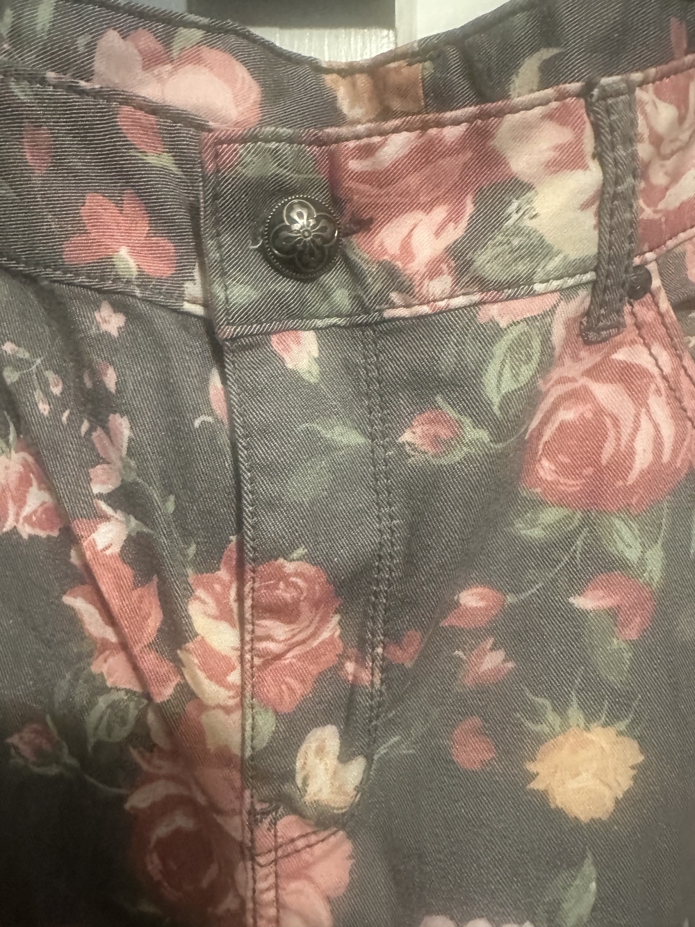 Lane Bryant Gray Floral Jeans with Pink & Peach Blooms - Picture 2 of 3